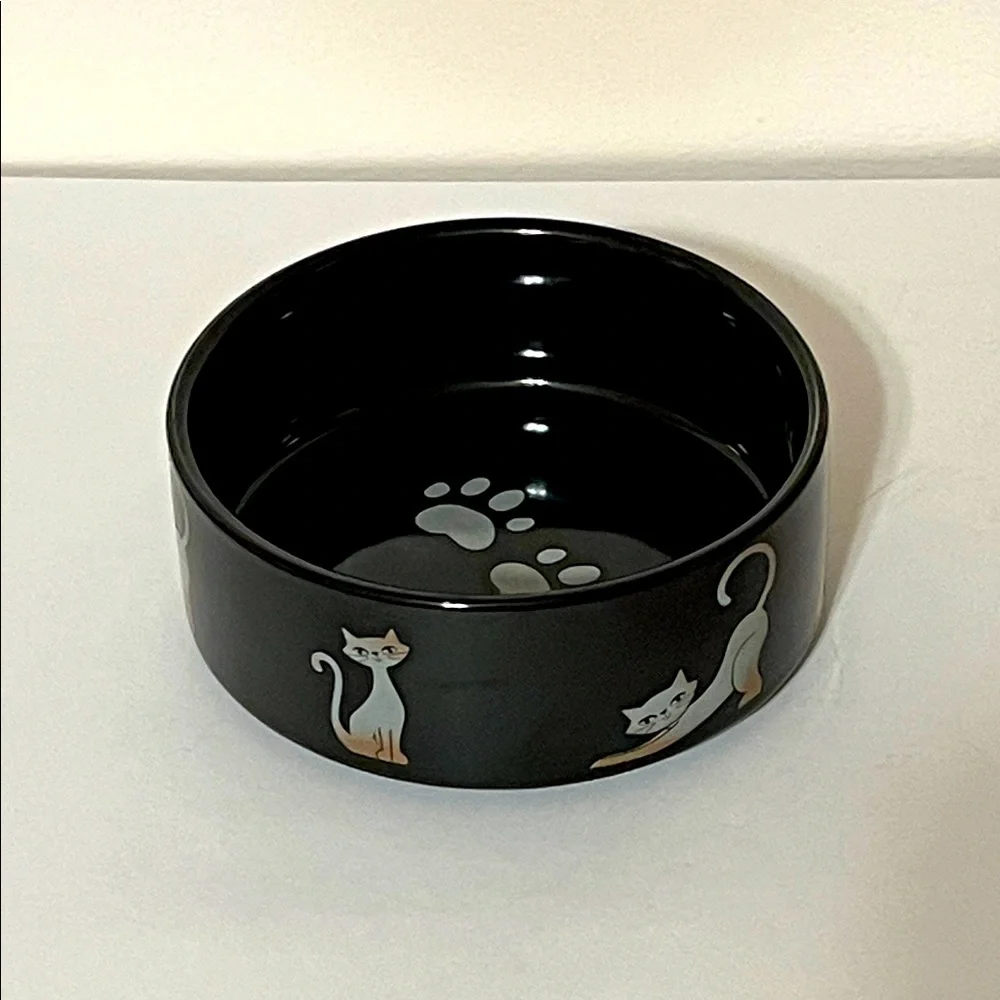 Black Cat Design Pet Bowl. NWOT